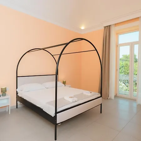Hotell Aria 3*